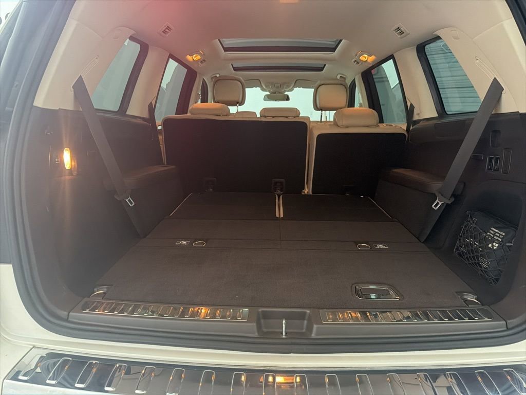 Used 2017 Mercedes-Benz GLS 550 4MATIC image 24