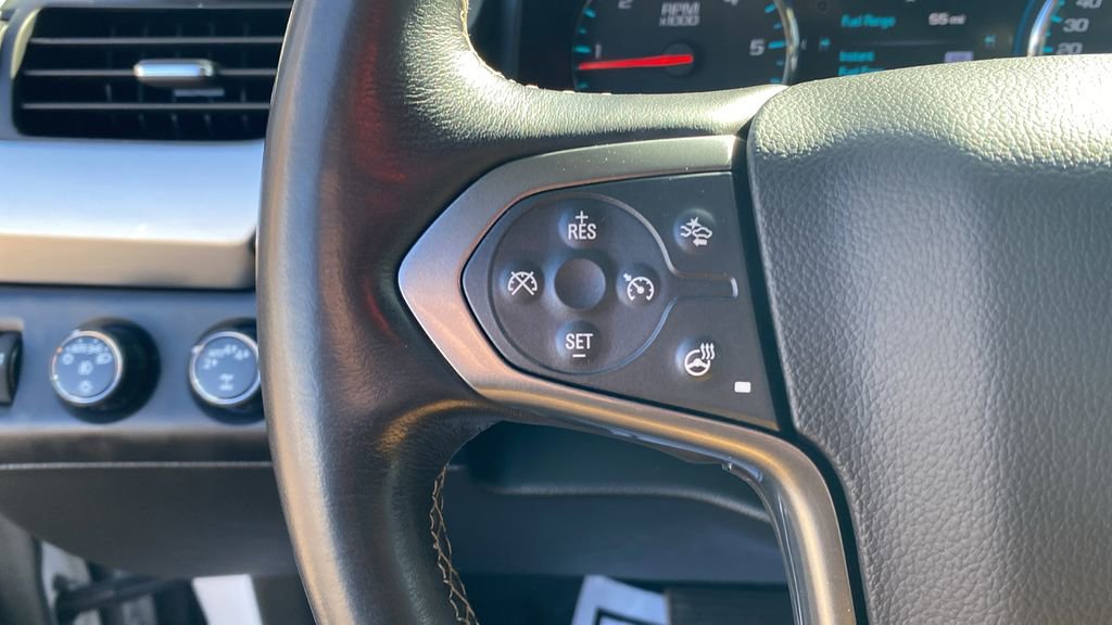 Used 2017 Chevrolet Suburban Premier image 26