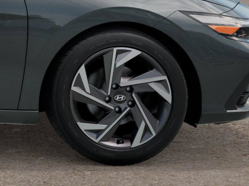 New 2026 Hyundai Elantra Limited FWD image 8