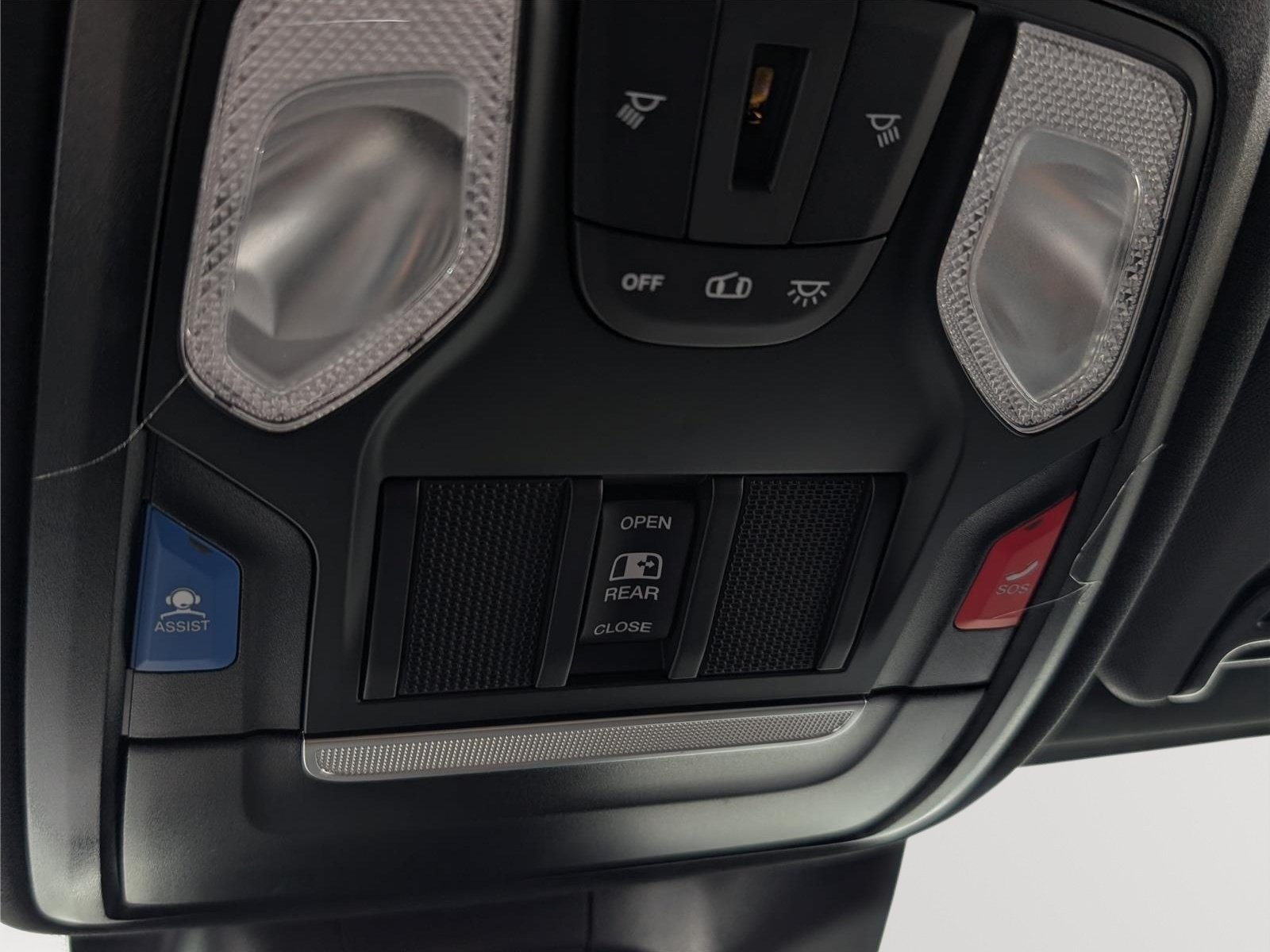 New 2026 RAM 3500 Tradesman AWD/4WD image 25