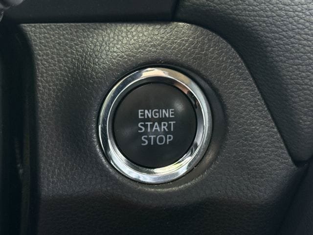 Certified 2025 Toyota RAV4 XLE FWD image 23