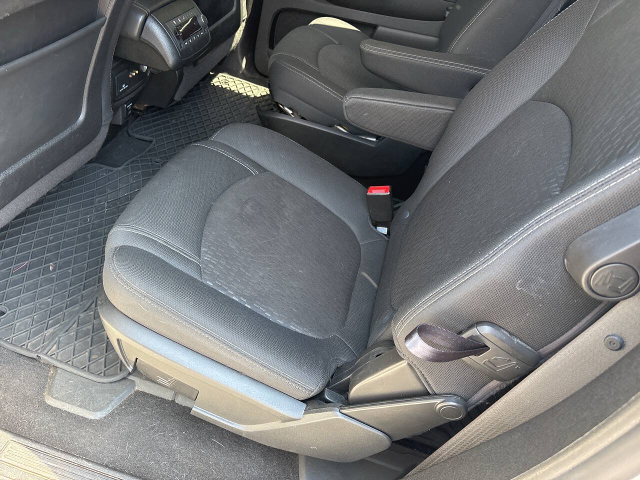 Used 2014 GMC Acadia SLE AWD/4WD image 15