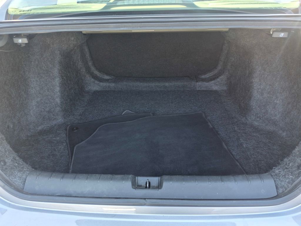 Used 2019 Honda Insight Touring image 10