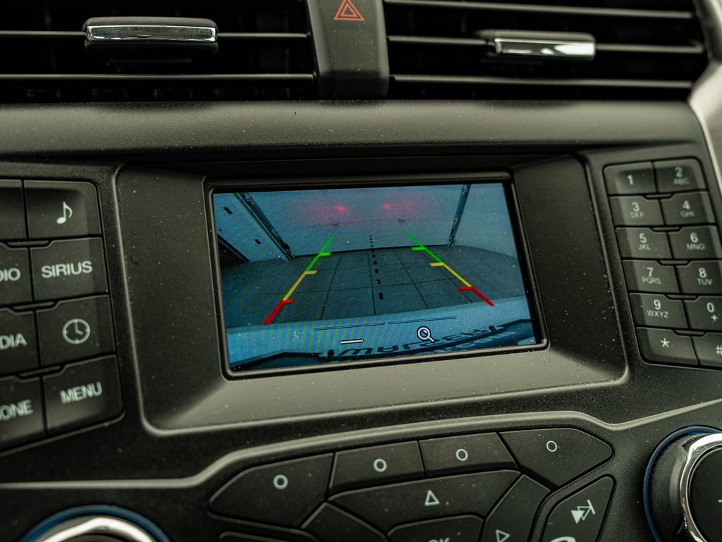 Used 2018 Ford Fusion SE image 25