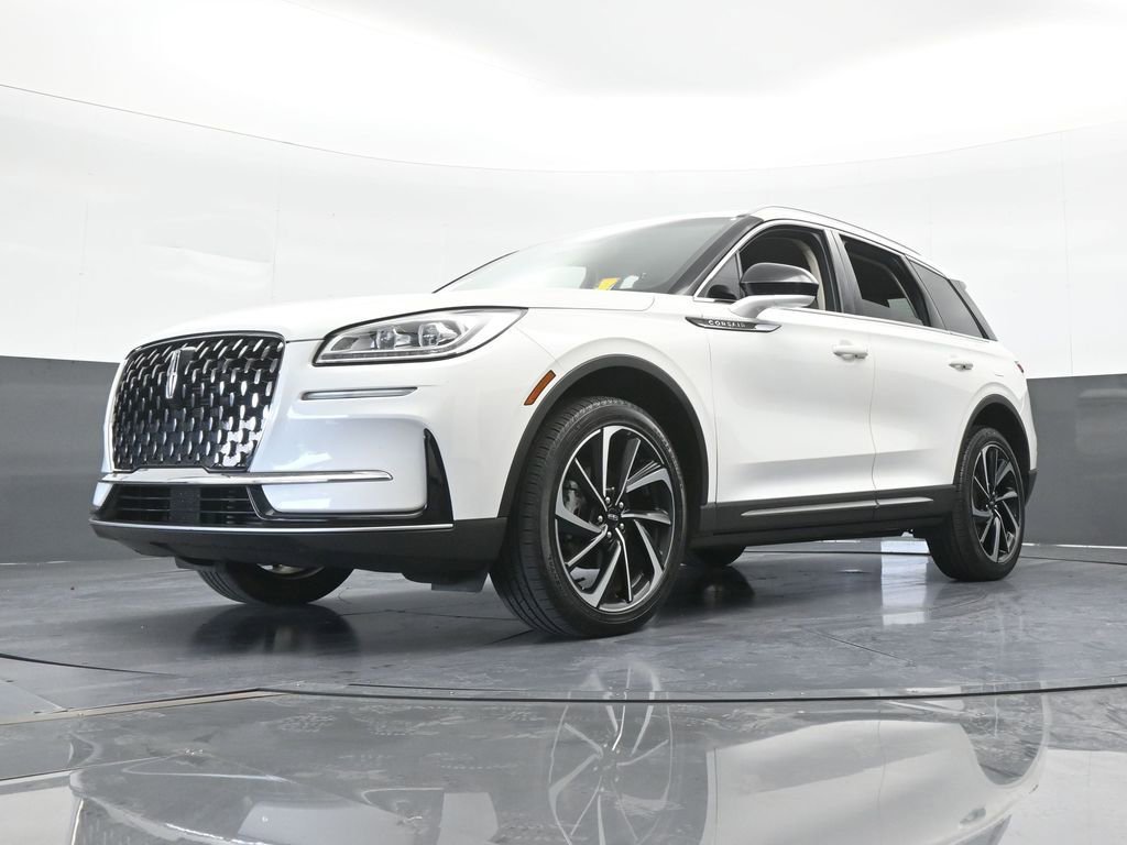 Used 2023 Lincoln Corsair Reserve AWD/4WD image 52