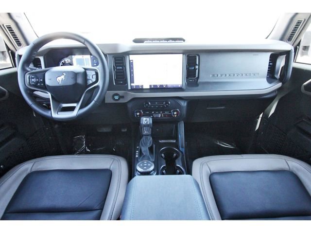 Used 2024 Ford Bronco Wildtrak image 8