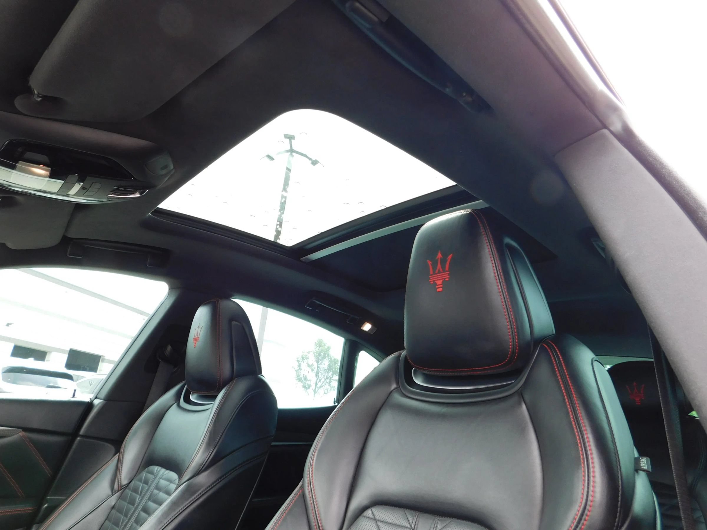 Used 2020 Maserati Levante S GranSport AWD/4WD image 22