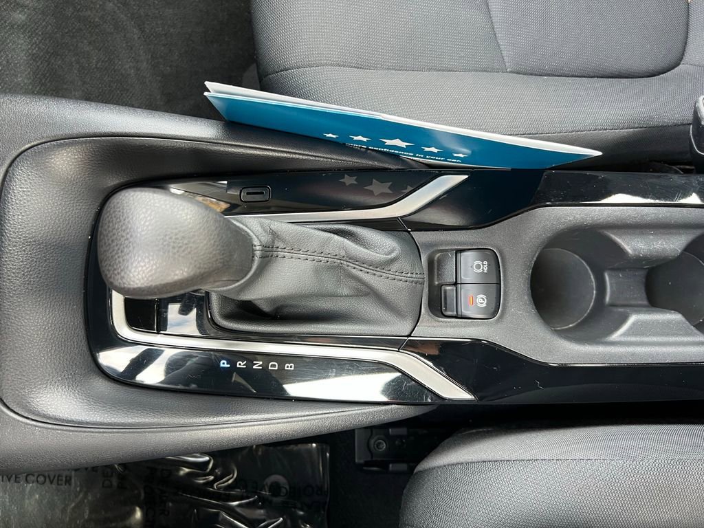 Used 2022 Toyota Corolla LE FWD image 33