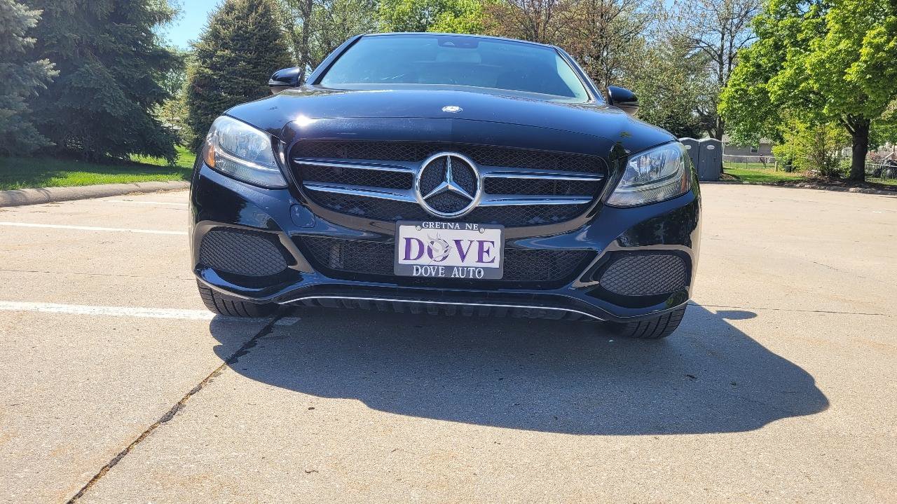 Used 2016 Mercedes-Benz C 300 4MATIC Sedan image 4