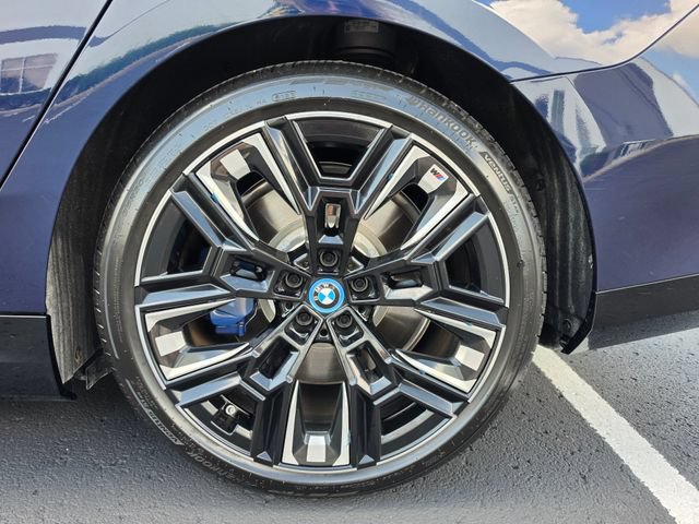 Used 2024 BMW i5 M60 w/ Executive Package AWD/4WD image 9