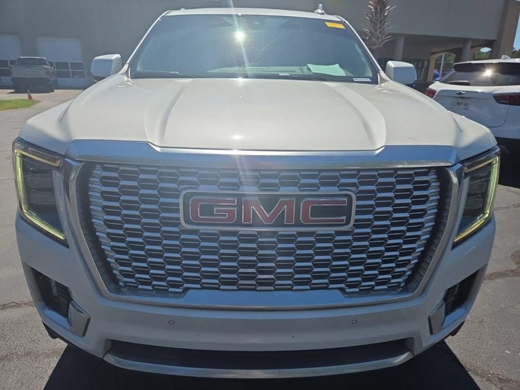 Used 2021 GMC Yukon XL Denali w/ Denali Premium Package RWD image 34