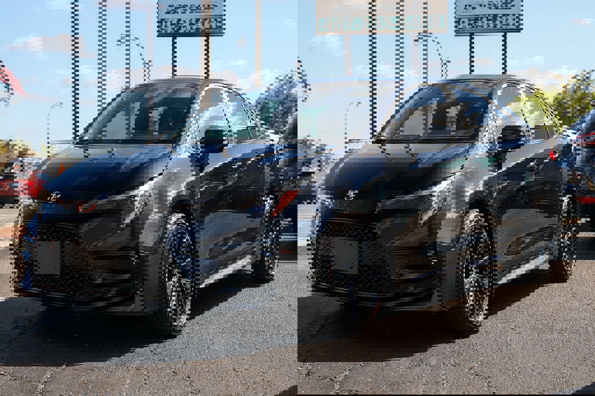 Used 2023 Toyota Corolla SE image 4