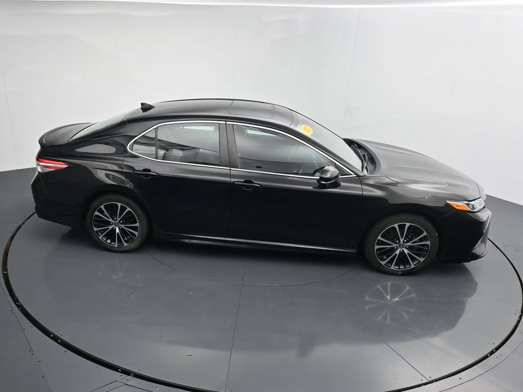 Used 2020 Toyota Camry SE w/ Audio Package FWD image 32