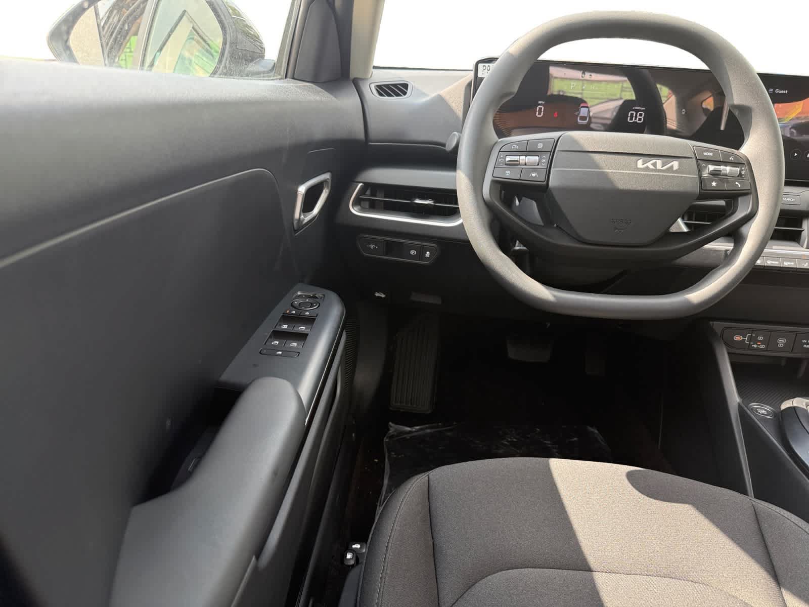 New 2026 Kia K4 FWD image 21