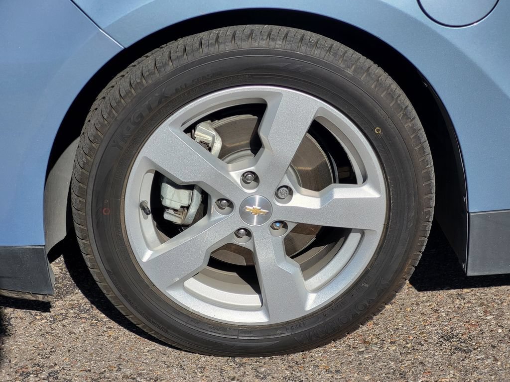Used 2015 Chevrolet Volt Premium w/ Premium Trim Package FWD image 29