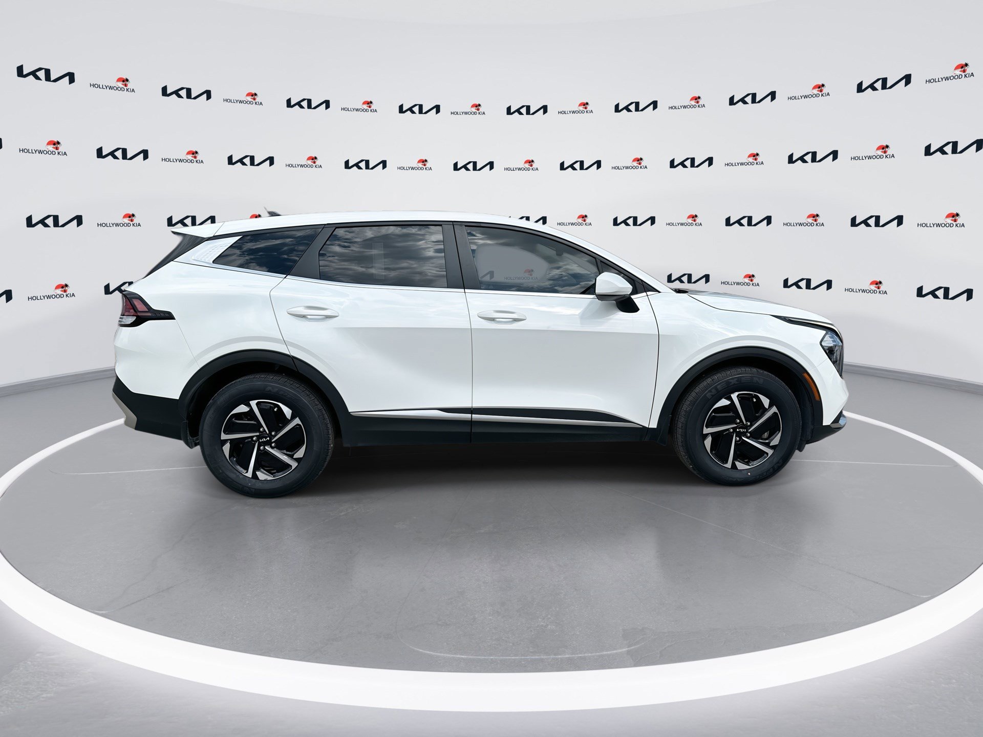 Certified 2023 Kia Sportage LX AWD/4WD image 9