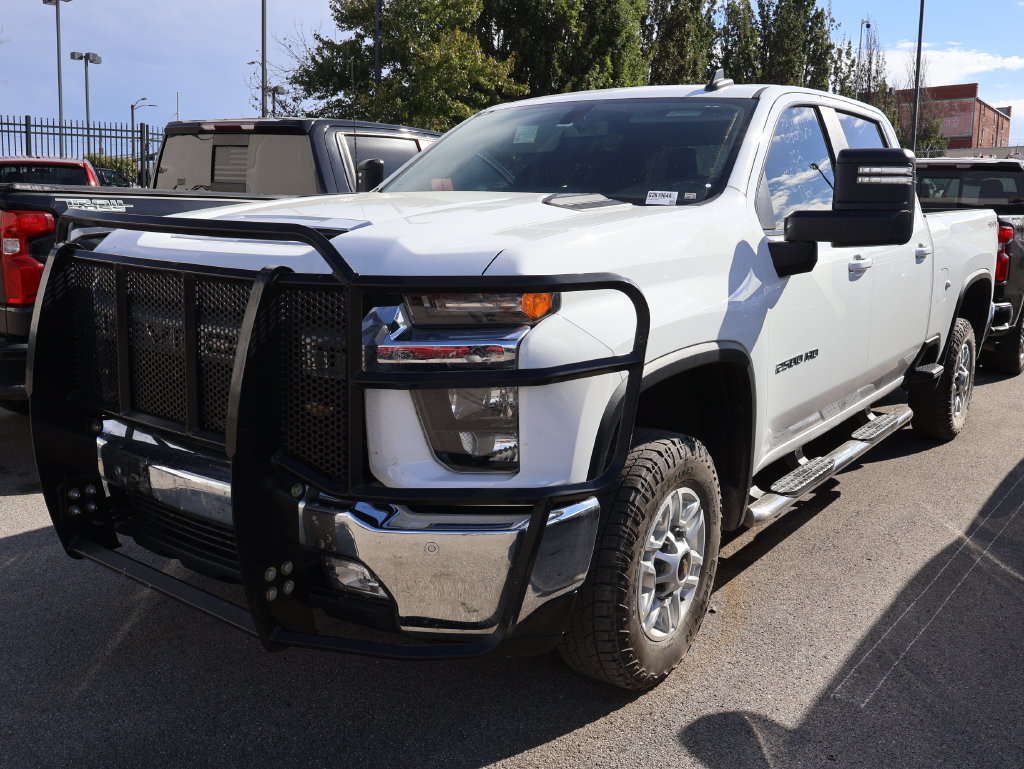 Used 2020 Chevrolet Silverado 2500 LT AWD/4WD image 7