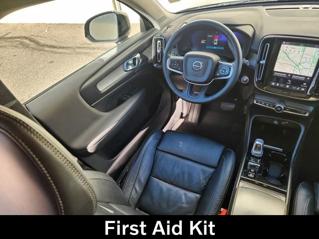 Certified 2023 Volvo XC40 B5 Plus w/ Driver Assist Package AWD/4WD image 12