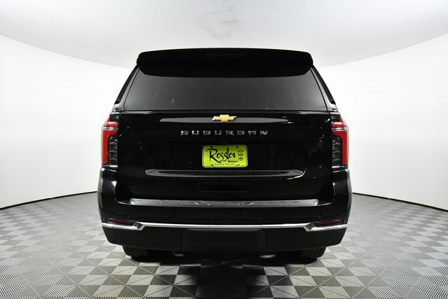New 2026 Chevrolet Suburban LS image 12