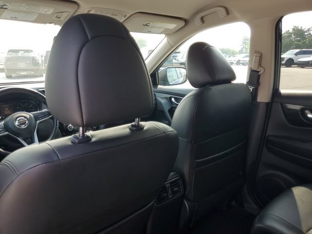 Used 2018 Nissan Rogue SL AWD/4WD image 9