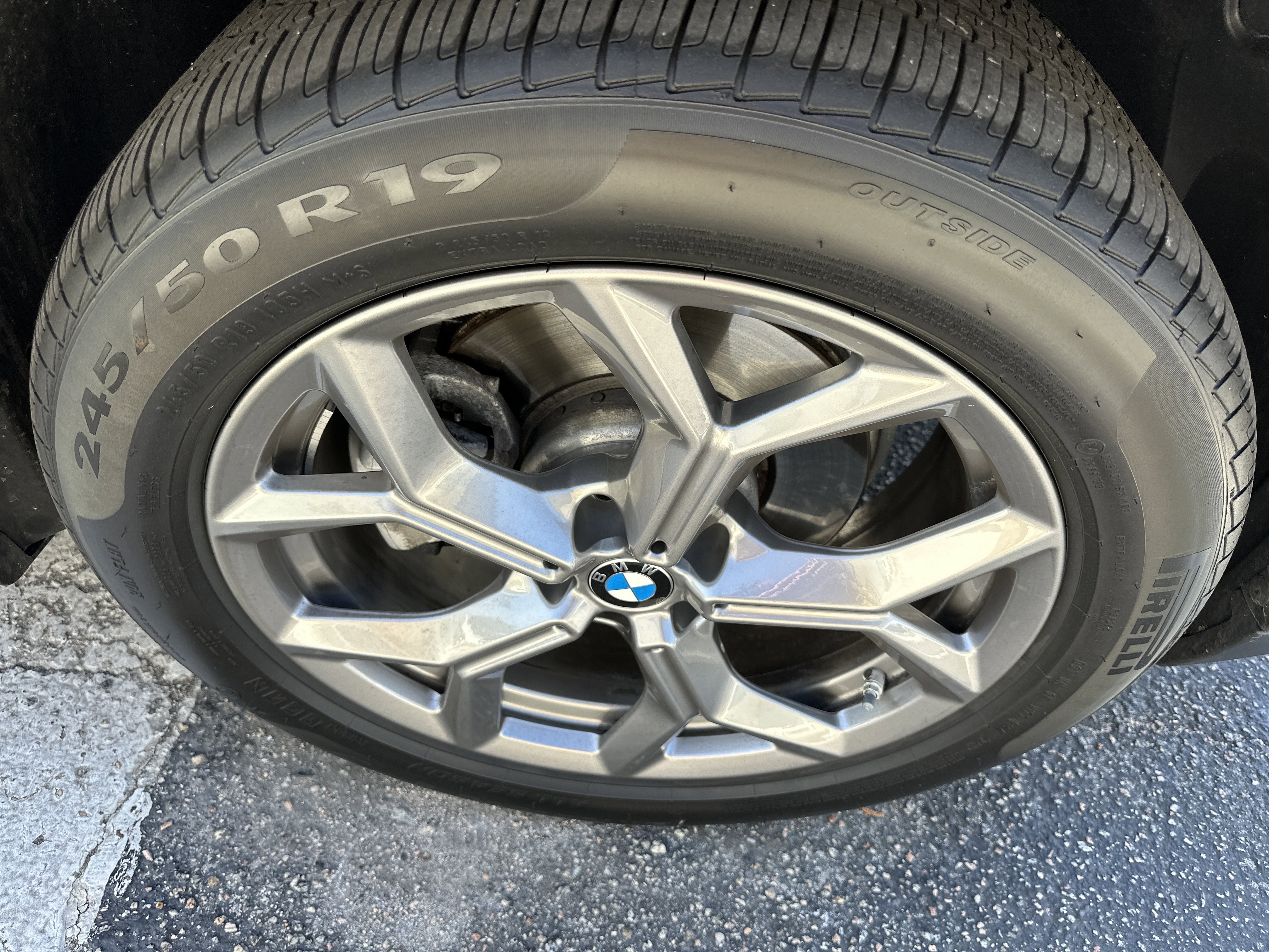 Used 2024 BMW X3 xDrive30i w/ Premium Package w/ZPA image 6