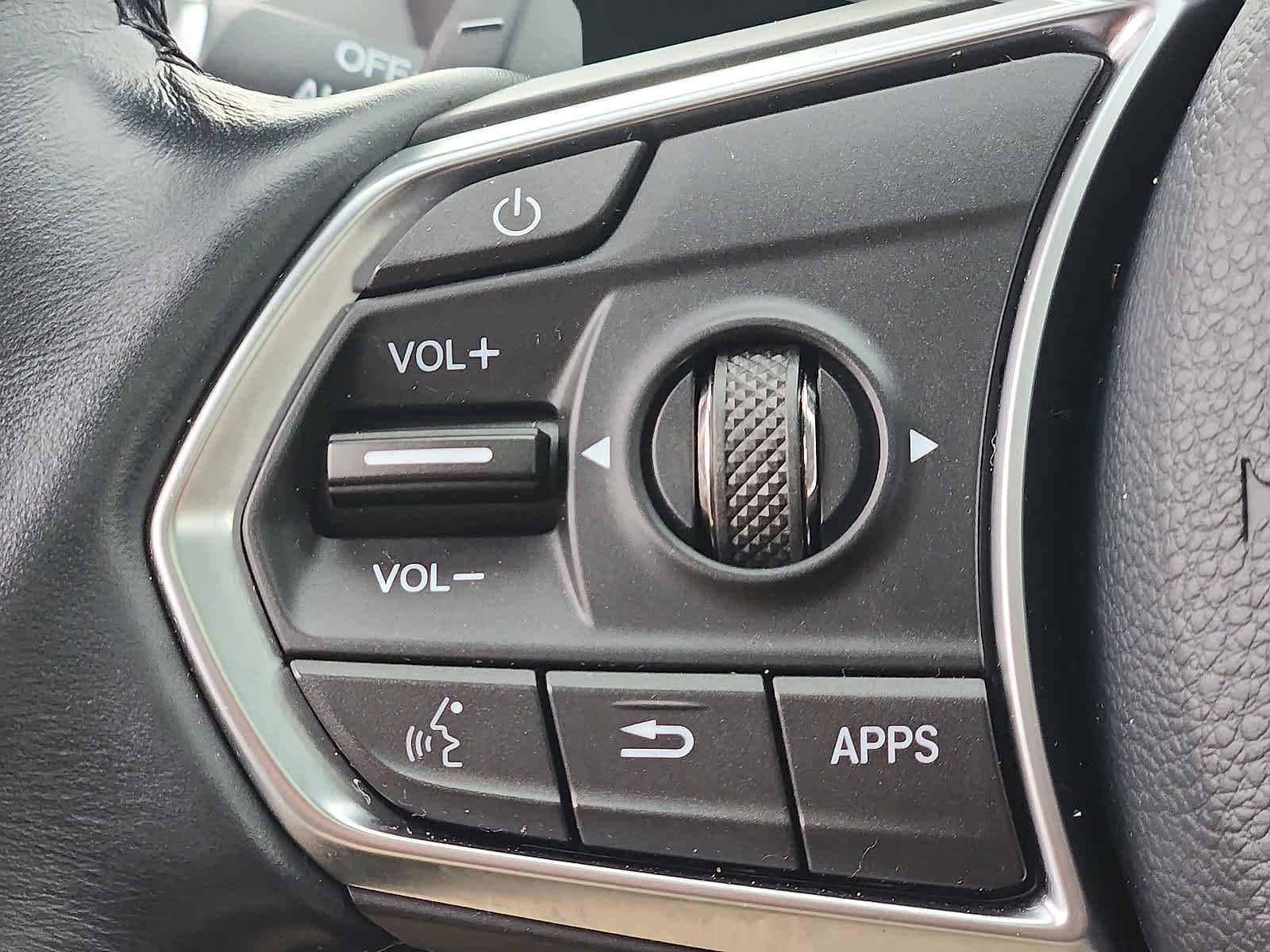 Used 2023 Acura MDX SH-AWD image 22