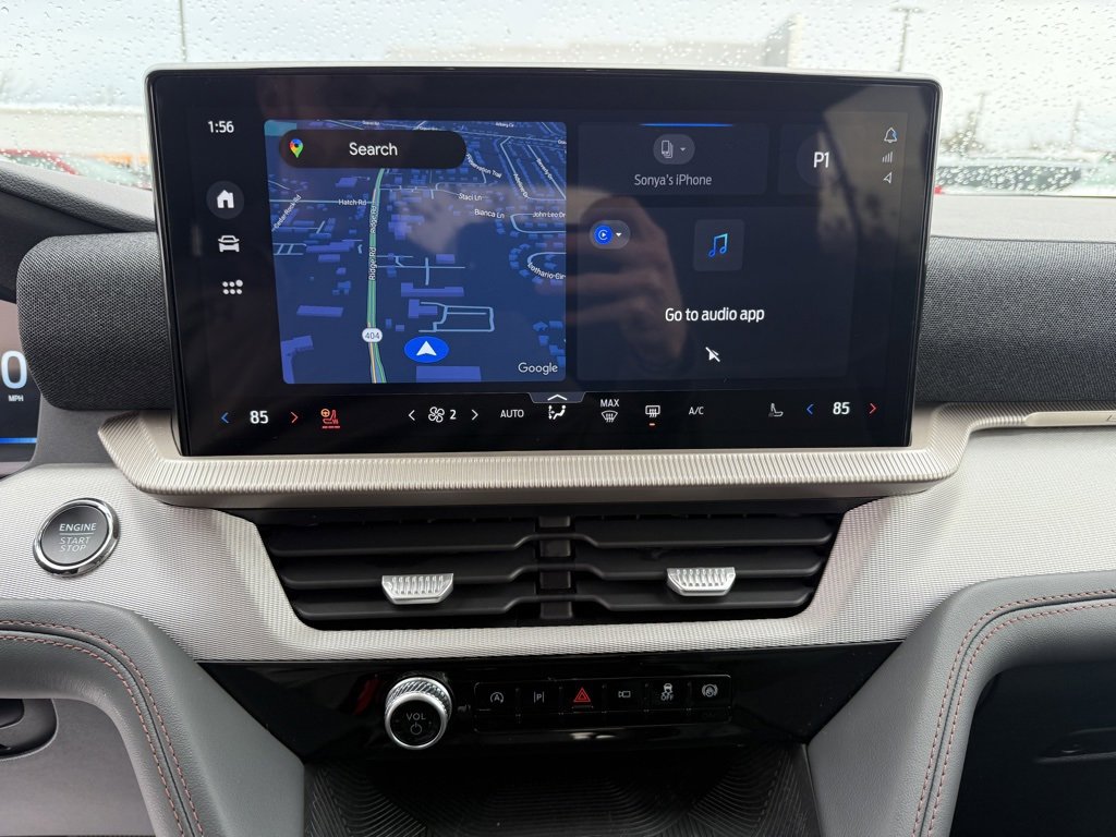 Used 2025 Ford Explorer Active w/ Active Comfort Package image 13