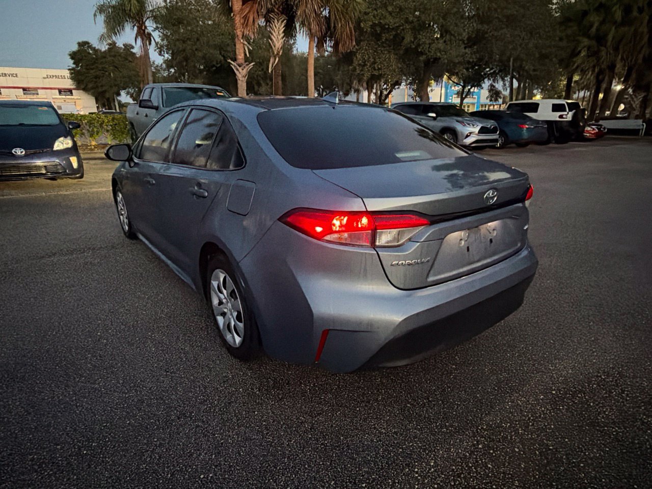 Used 2024 Toyota Corolla LE FWD image 3