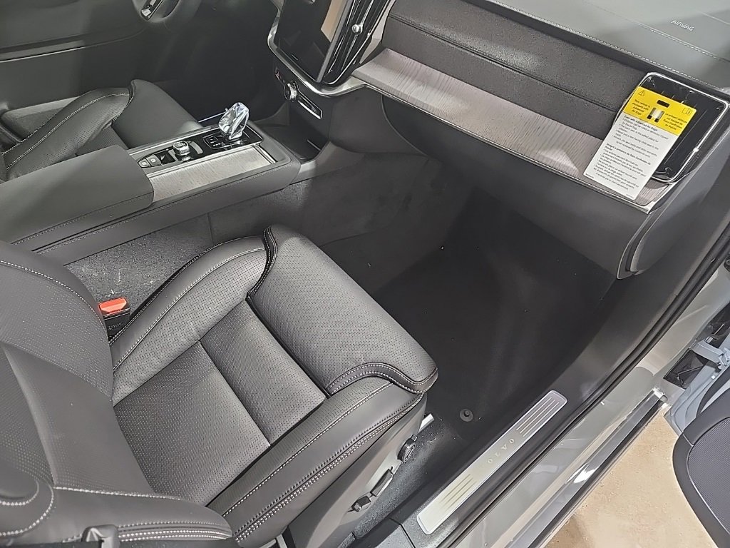 New 2026 Volvo XC90 B6 Ultra image 22