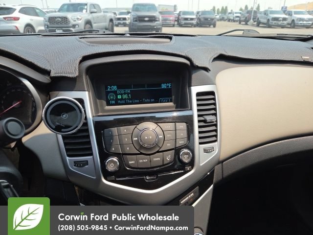 Used 2014 Chevrolet Cruze LS FWD image 18
