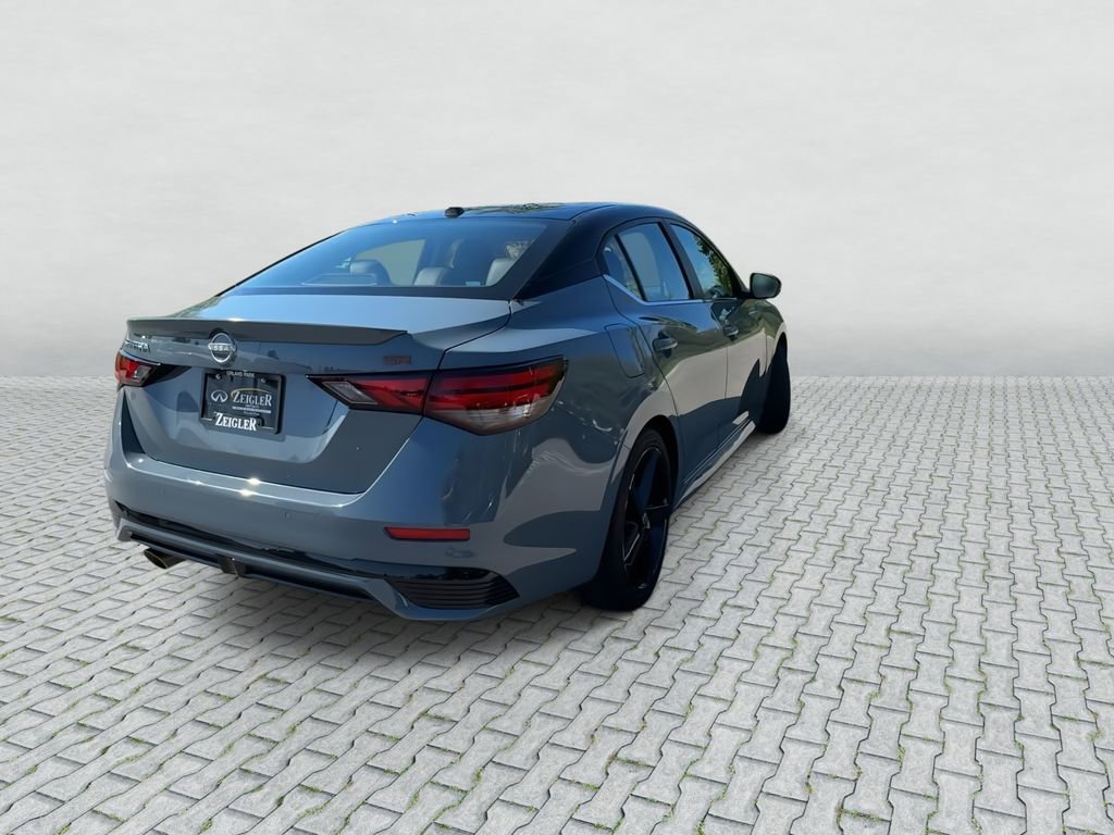 Used 2024 Nissan Sentra SR w/ SR Premium Package FWD image 7