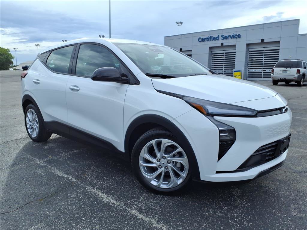 New 2027 Chevrolet Bolt LT FWD image 2