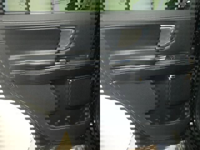 Used 2025 Ford Expedition Platinum image 18