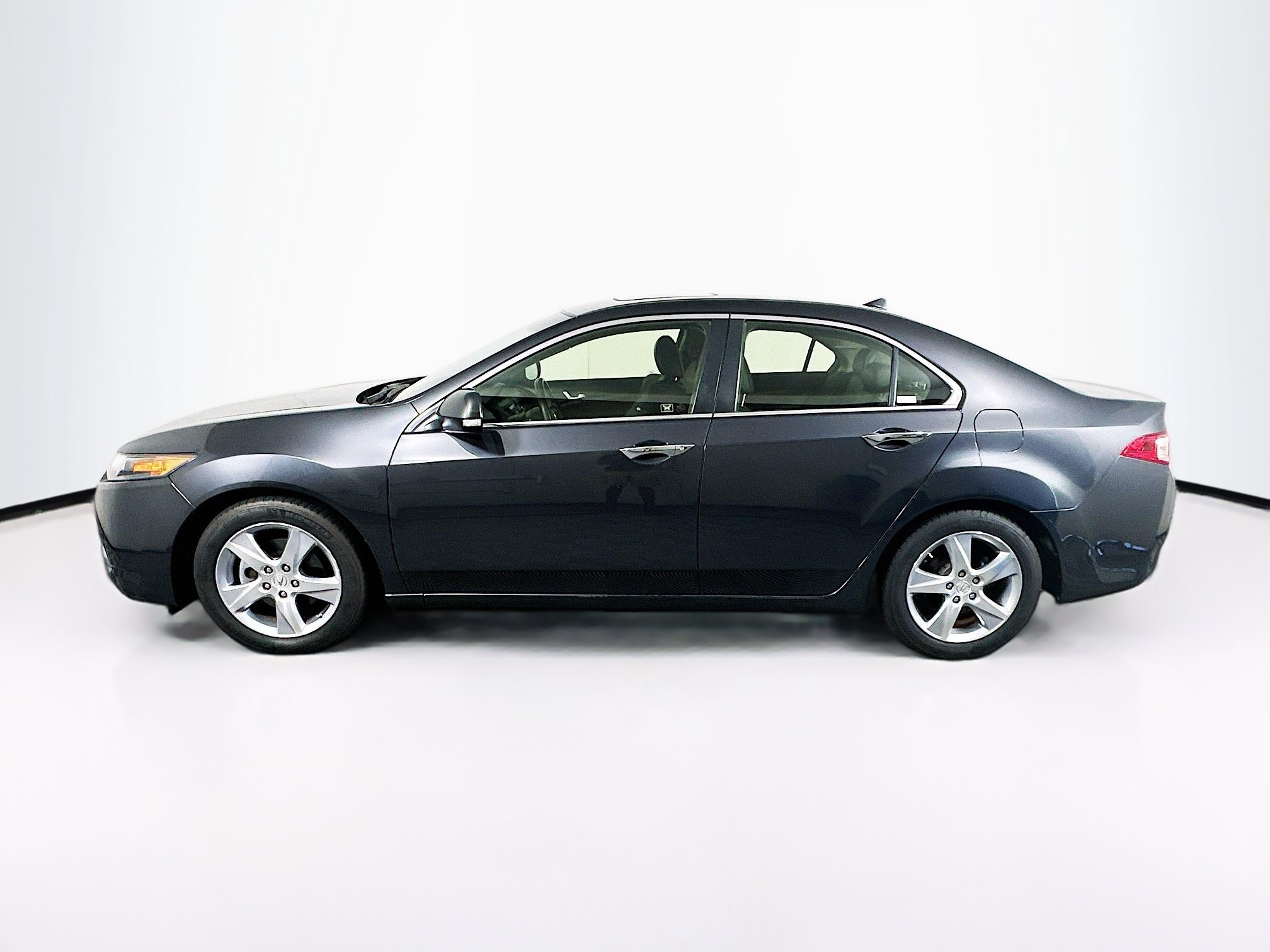Used 2013 Acura TSX Sedan FWD image 4