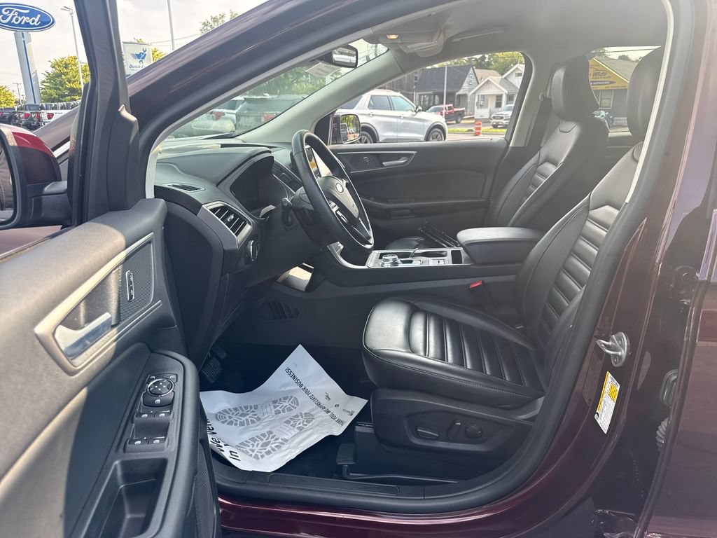 Used 2024 Ford Edge SEL w/ Convenience Package AWD/4WD image 16