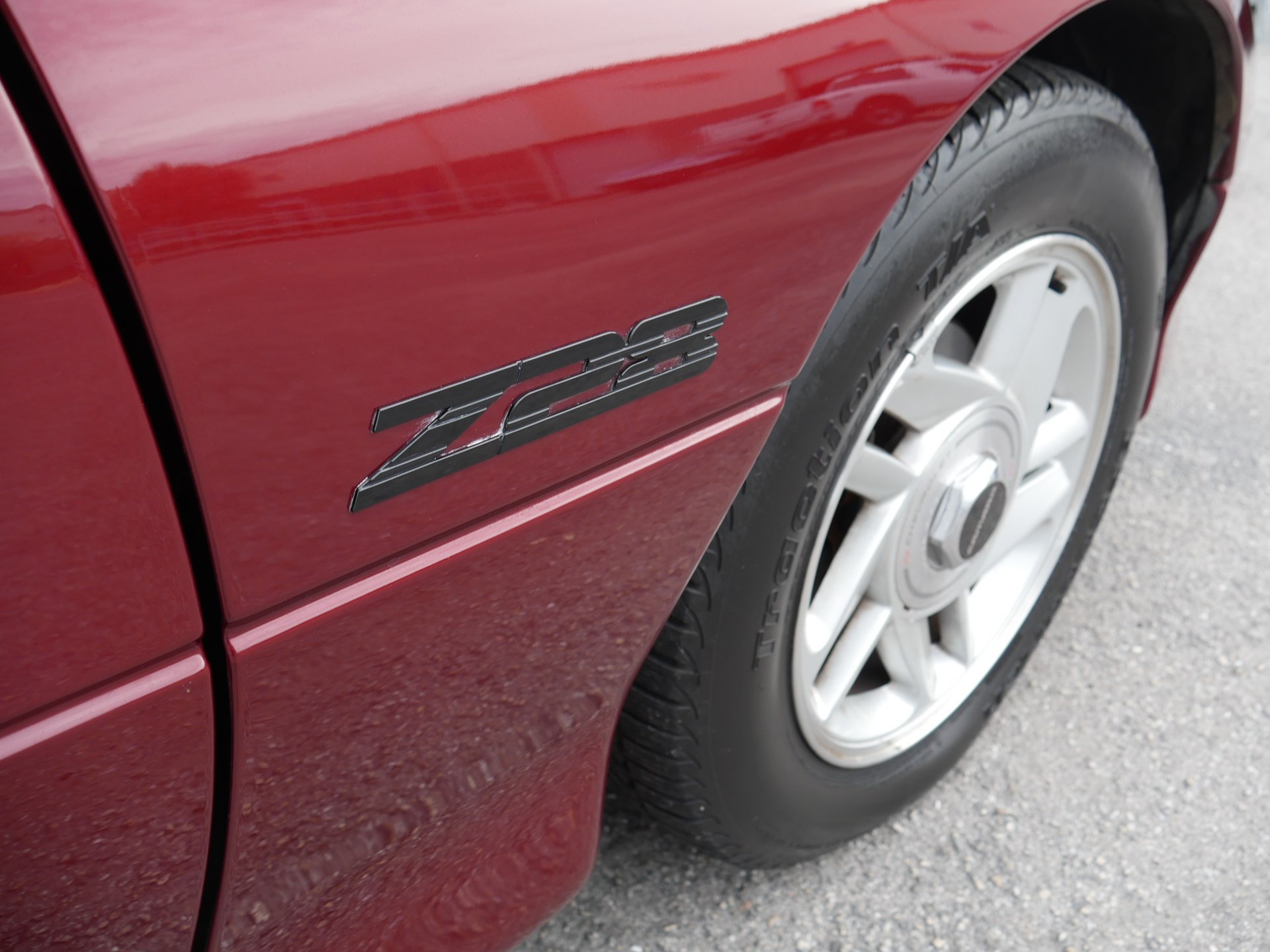Used 1994 Chevrolet Camaro Z28 RWD image 63