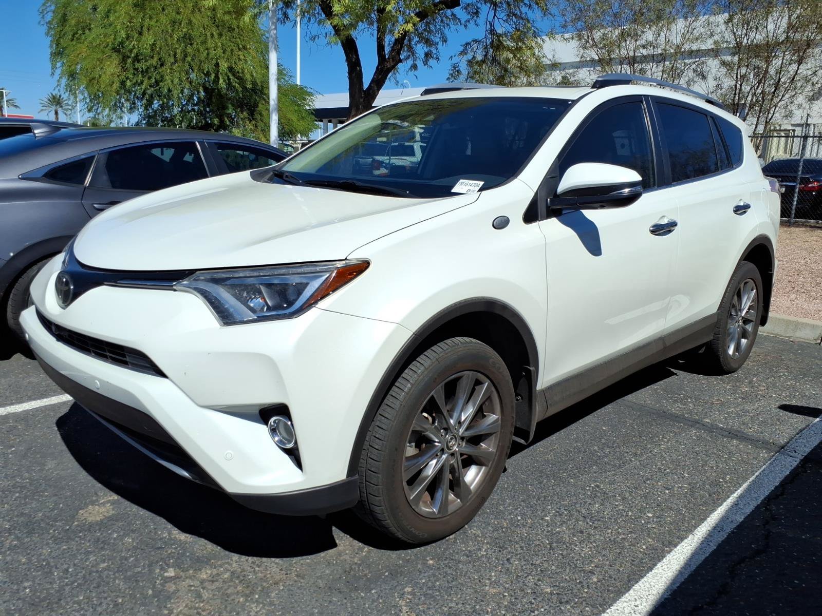 Used 2018 Toyota RAV4 Limited w/ Advanced Technology Package FWD image 1