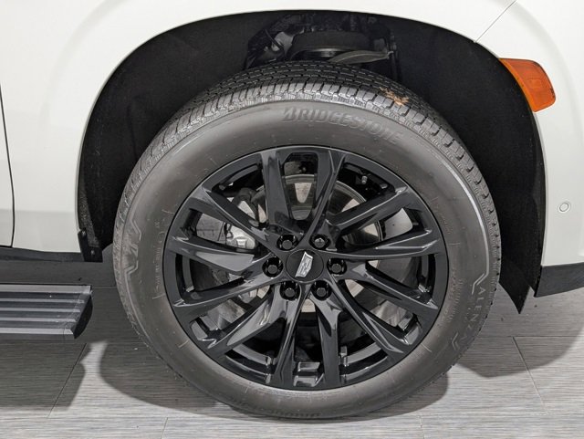 Certified 2024 Cadillac Escalade ESV Sport Platinum w/ LPO, ONYX Package image 39