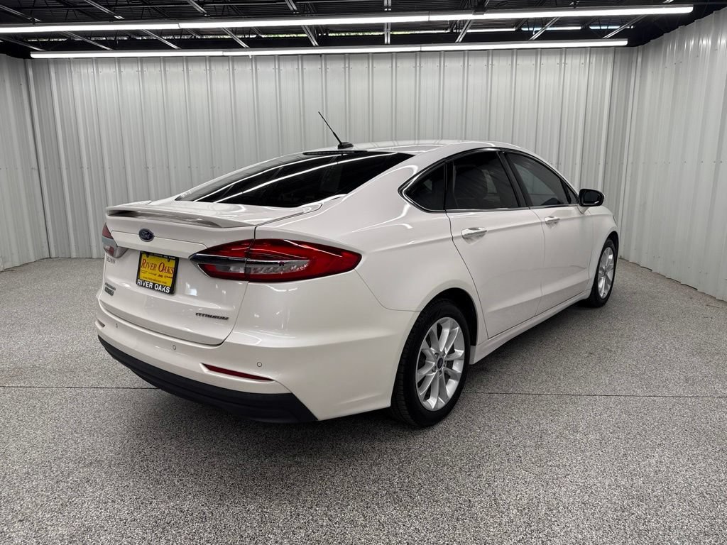 Used 2019 Ford Fusion Energi Titanium FWD image 6