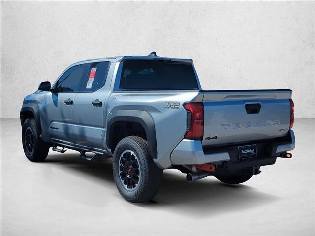 Certified 2025 Toyota Tacoma TRD Off-Road AWD/4WD image 7