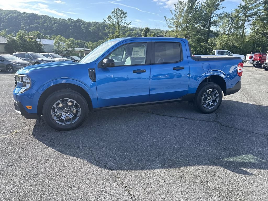 New 2026 Ford Maverick XLT w/ Equipment Group 301A AWD/4WD image 3