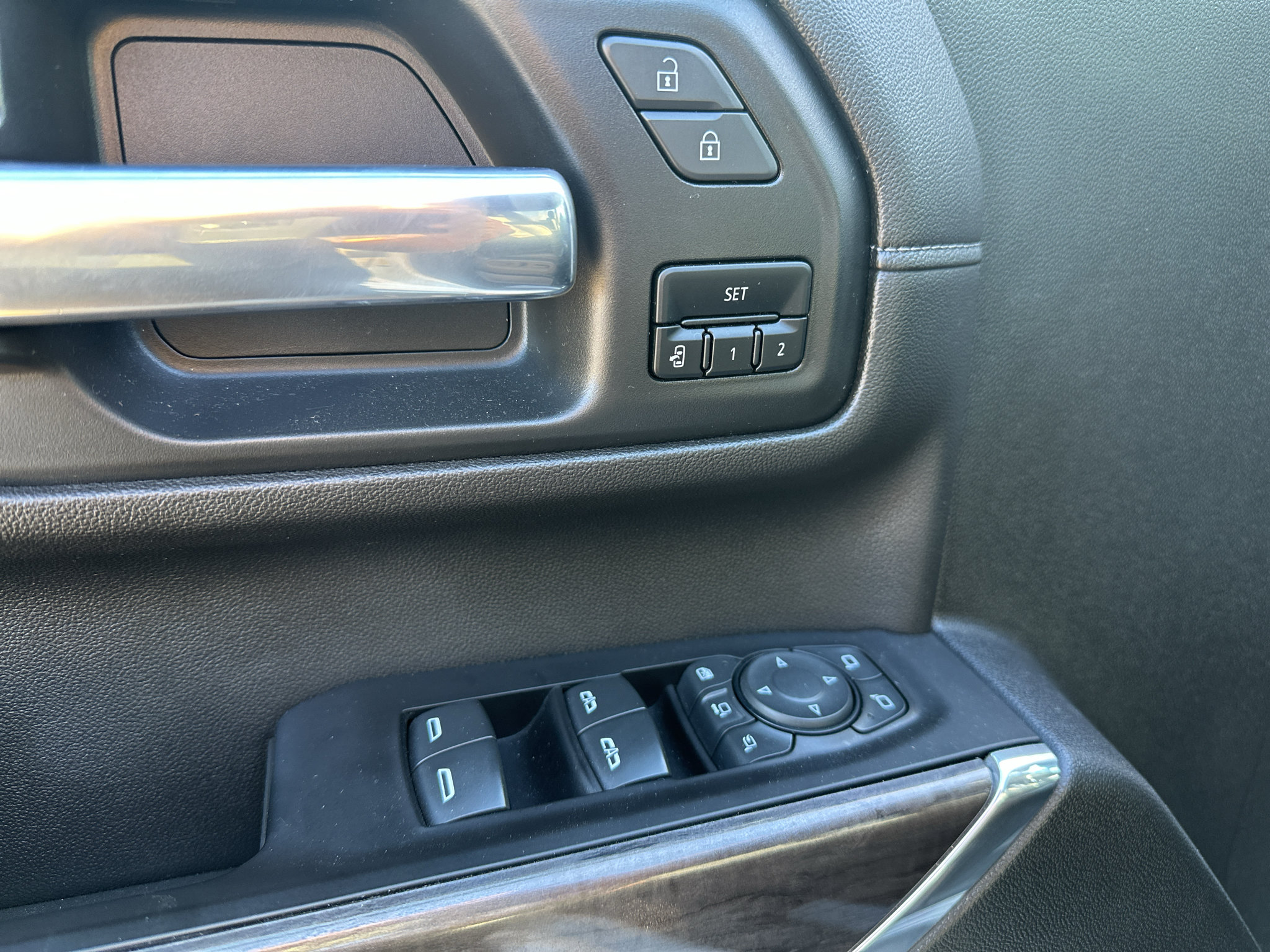 Used 2020 Chevrolet Silverado 3500 LTZ w/ LTZ Premium Package AWD/4WD image 24