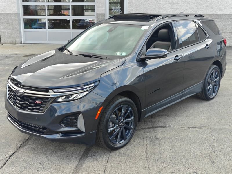 Used 2022 Chevrolet Equinox RS w/ RS Leather Package image 12