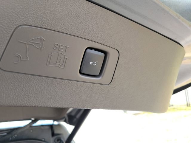 Used 2023 Lincoln Corsair Reserve w/ Jet Appearance Package image 8