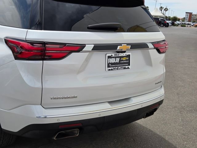 Certified 2022 Chevrolet Traverse Premier w/ LPO, Cargo Package FWD image 5