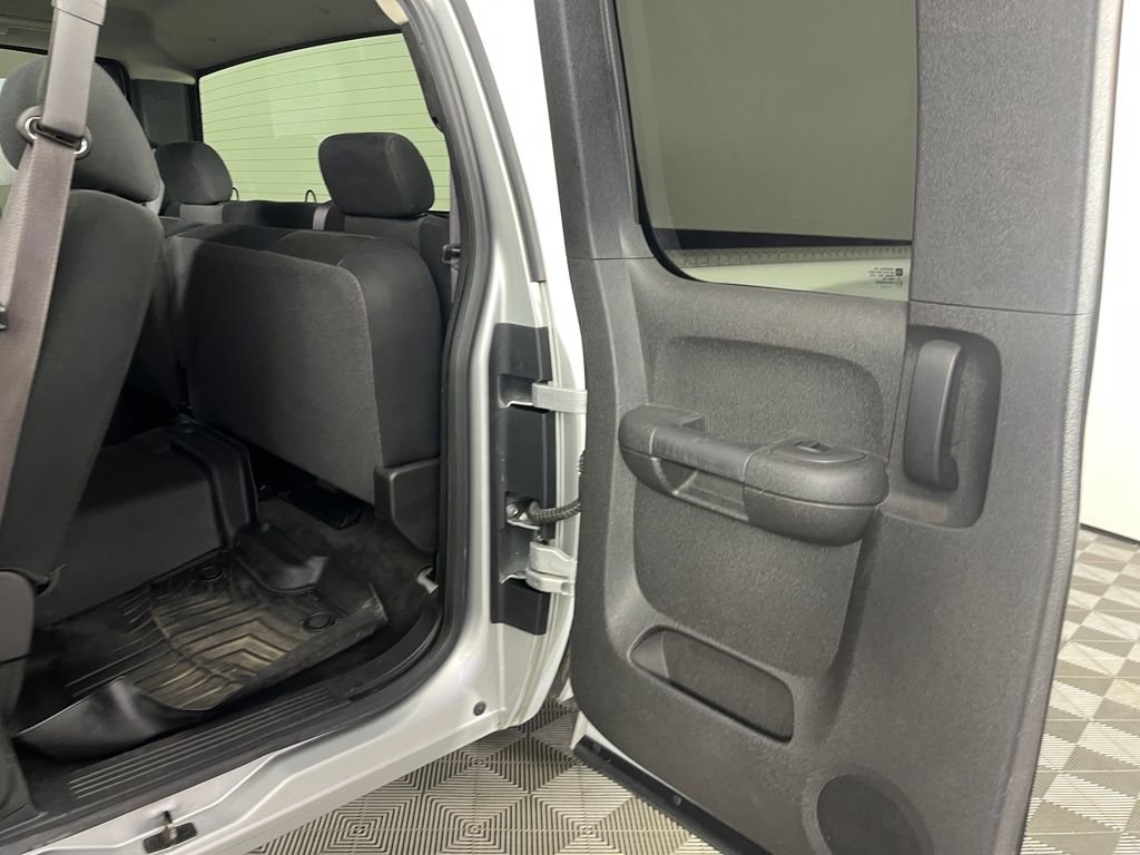 Used 2012 Chevrolet Silverado 2500 LT w/ Interior Plus Package image 19