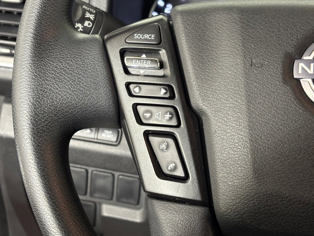 Used 2022 Nissan Frontier SV image 18