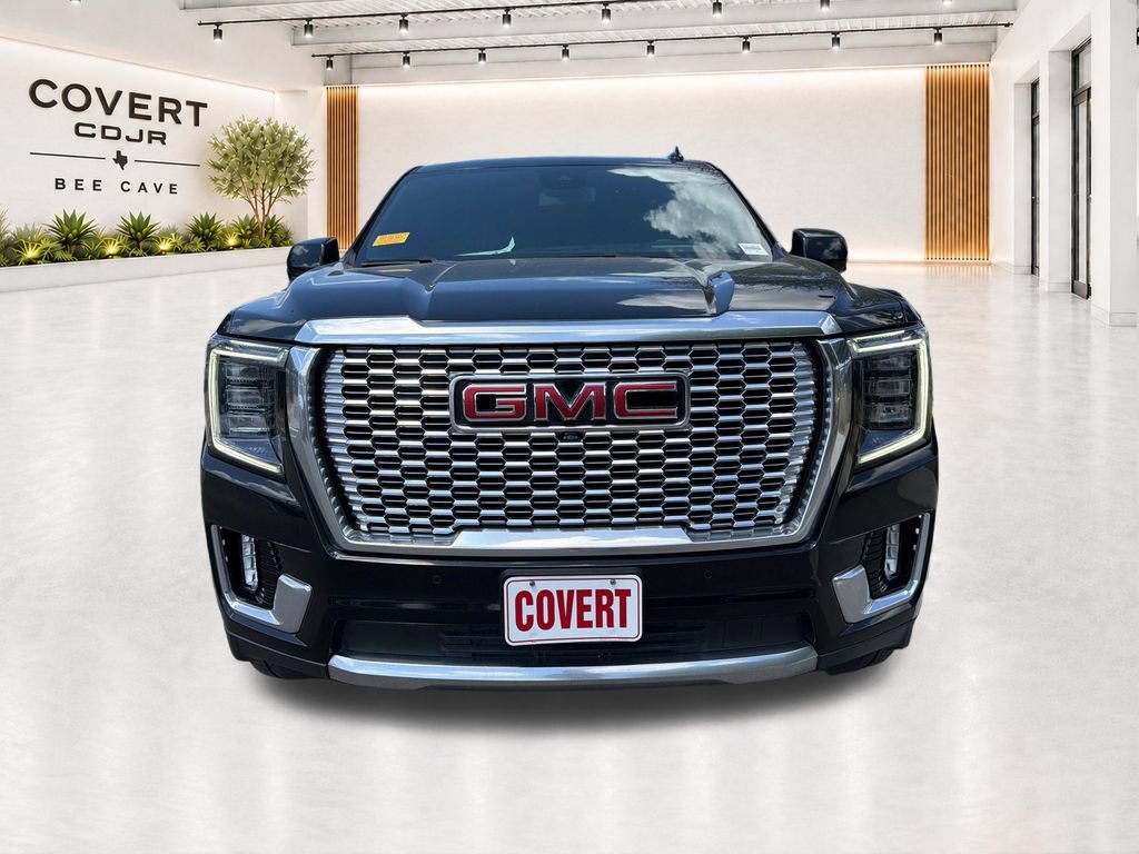 Used 2023 GMC Yukon Denali AWD/4WD image 3