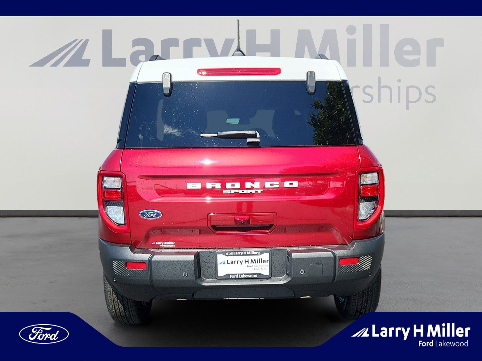 New 2025 Ford Bronco Sport Heritage w/ Convenience Package image 4
