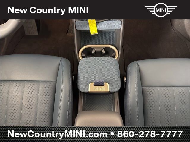 Used 2025 MINI Cooper Countryman S w/ Comfort Package Max image 15